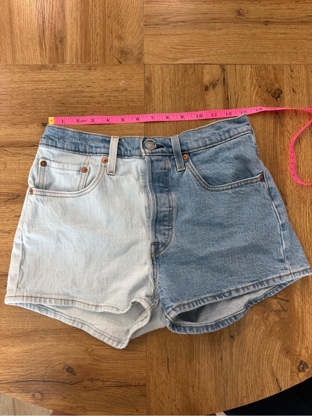 Levi’s 501 Original Two-Tone Denim Shorts W27 Colorblock Button Fly - Picture 3 of 8